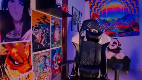 Val online show from December 2024 09:49:02 PM