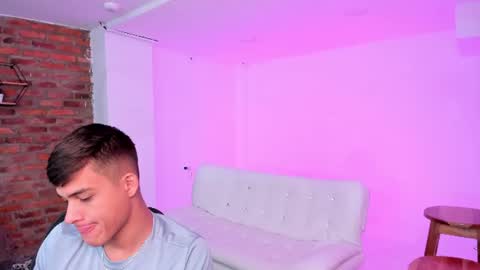 Gabo Lucas and Justin online show from July 2026 07:27:02 PM