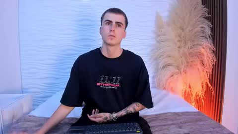 Snapshot of spaceboy_1 chatting on February 2026 09:00:01 PM spaceboy_1 online show from February 2026 09:00:01 PM