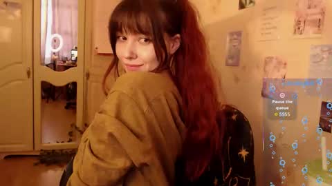 Clary online show from April 2026 01:05:02 AM
