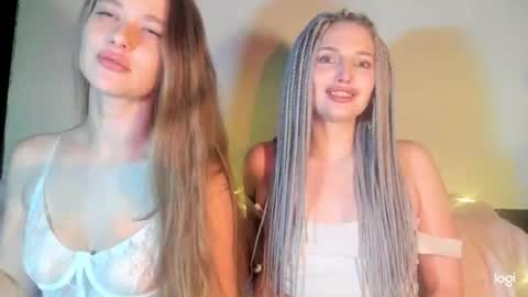 Viki and Chloe online show from July 2026 09:31:02 PM