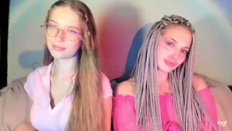Viki and Chloe online show from July 2026 05:11:01 PM