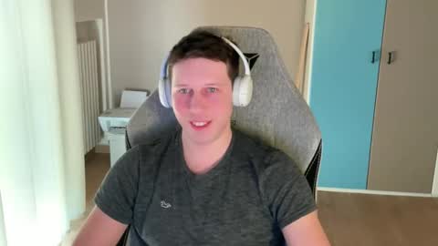 spaduzz online show from April 2026 01:26:01 PM