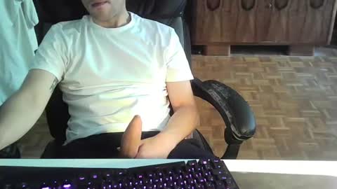 Snapshot of spammeback1 chatting on June 2026 09:52:01 AM BrightSmileBigD online show from June 2026 09:52:01 AM