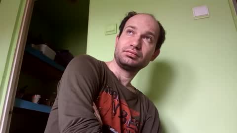 Snaiky online show from February 2026 12:05:02 PM