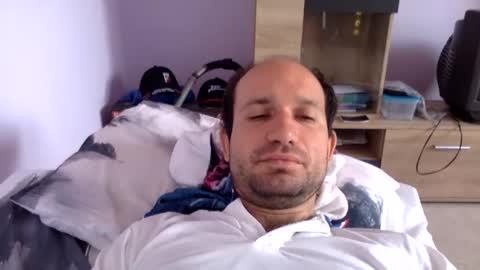 Snaiky online show from May 2026 01:30:01 PM