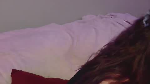 Scottietee online show from May 2026 04:21:01 AM