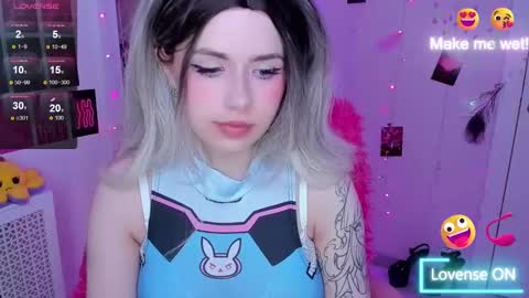 Snapshot of sparklemona chatting on February 2025 04:58:02 AM SparkleMona online show from February 2025 04:58:02 AM