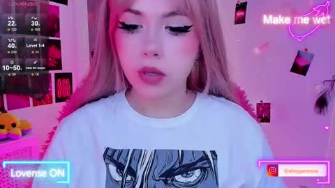 Snapshot of sparklemona chatting on March 2025 02:15:01 AM SparkleMona online show from March 2025 02:15:01 AM