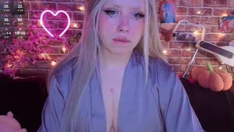 Snapshot of sparklemona chatting on March 2026 02:47:01 AM SparkleMona online show from March 2026 02:47:01 AM