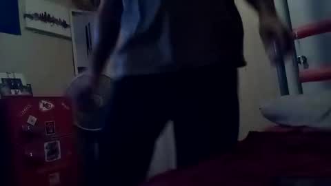 Snapshot of sparkyspeedway chatting on September 2025 12:12:02 AM sparkyspeedway online show from September 2025 12:12:02 AM