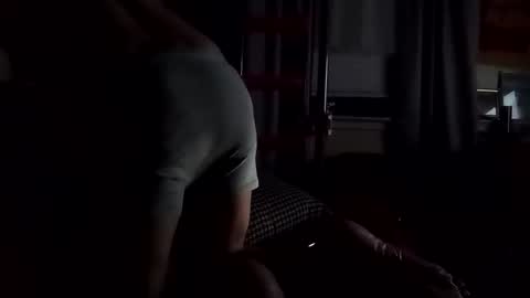 Snapshot of sparkyspeedway chatting on September 2025 12:44:02 AM sparkyspeedway online show from September 2025 12:44:02 AM