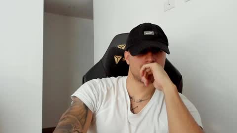 spartacozz online show from January 2025 02:57:01 PM