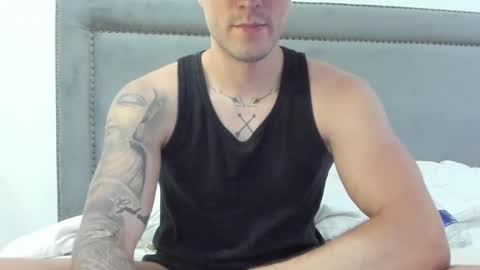 spartacozz online show from February 2025 12:04:01 AM