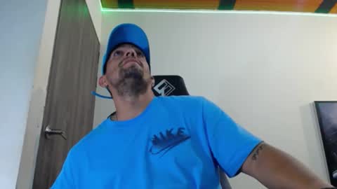     online show from February 2025 06:07:01 AM