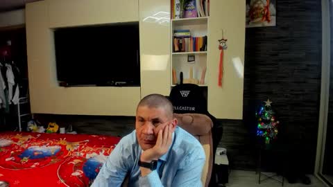 Snapshot of spartandaddy48 chatting on January 2026 06:00:02 PM Spartan online show from January 2026 06:00:02 PM