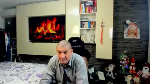 Snapshot of spartandaddy48 chatting on February 2026 06:25:02 PM Spartan online show from February 2026 06:25:02 PM