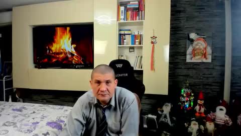 Snapshot of spartandaddy48 chatting on February 2026 12:55:01 AM Spartan online show from February 2026 12:55:01 AM