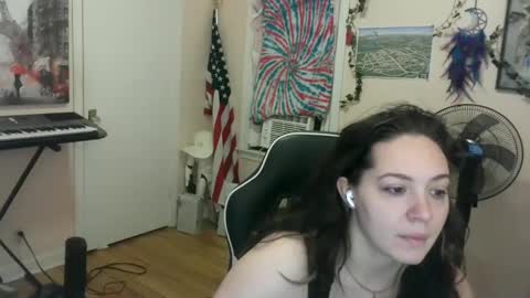 Snapshot of spawnofademon chatting on December 2024 12:00:01 PM spawnofademon online show from December 2024 12:00:01 PM