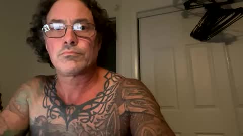 specter1972 online show from December 2025 01:32:02 AM