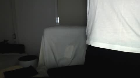 Snapshot of spicemint chatting on October 2025 03:00:01 PM Carla online show from October 2025 03:00:01 PM