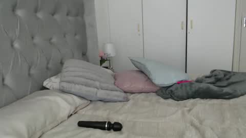 Im Angela  online show from January 2025 08:14:02 AM