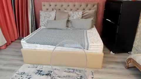 spicycarlaxx online show from June 2026 08:40:01 PM