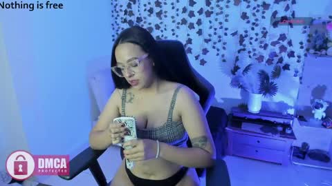 Geraldin online show from May 2026 07:34:02 PM