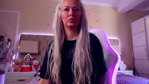 Alicia online show from June 2026 07:53:02 AM
