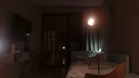 Elizabeth online show from April 2026 05:11:01 PM