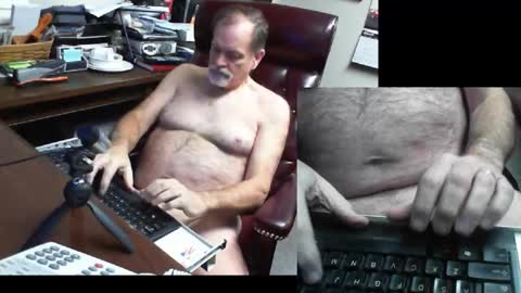 Snapshot of spitfire1964 chatting on March 2025 10:54:01 PM Spitfire online show from March 2025 10:54:01 PM