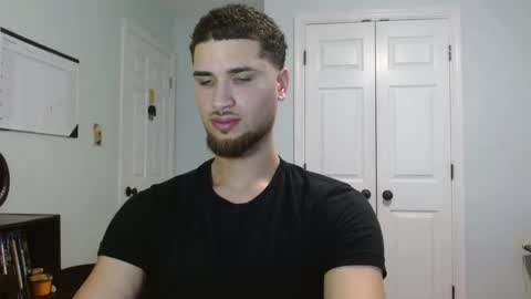 Snapshot of splash8x chatting on January 2025 08:45:01 PM Splash8x online show from January 2025 08:45:01 PM