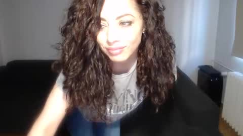 Doll online show from December 2024 07:19:02 AM