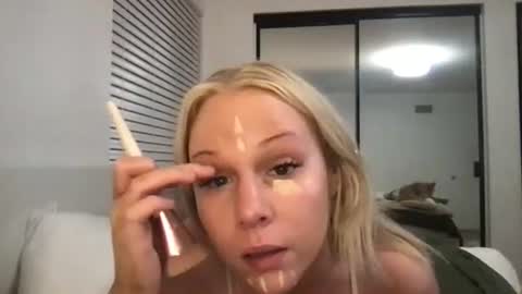 Snapshot of spoiledandspicy chatting on February 2026 09:52:01 AM spoiledandspicy online show from February 2026 09:52:01 AM