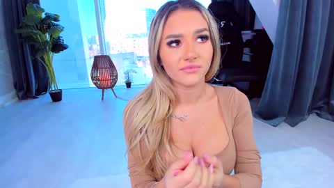 Snapshot of spoilm3mor3 chatting on February 2025 11:47:02 AM Anna online show from February 2025 11:47:02 AM