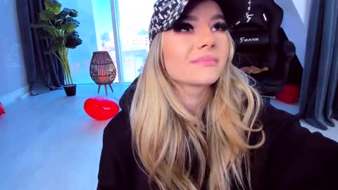 Snapshot of spoilm3mor3 chatting on March 2025 11:49:02 AM Anna online show from March 2025 11:49:02 AM