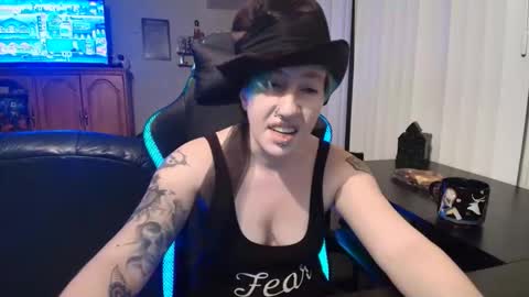 Snapshot of spookyqueen69 chatting on January 2026 02:26:02 AM Kova online show from January 2026 02:26:02 AM