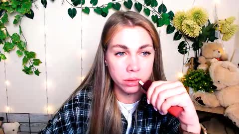 Karina online show from February 2026 10:47:02 AM