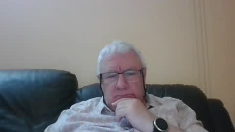 Snapshot of springtine chatting on May 2026 12:17:02 AM springtine online show from May 2026 12:17:02 AM
