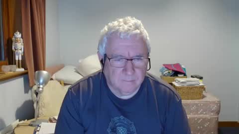 Snapshot of springtine chatting on June 2026 11:05:01 PM springtine online show from June 2026 11:05:01 PM