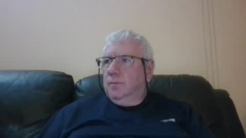 Snapshot of springtine chatting on August 2026 09:57:02 PM springtine online show from August 2026 09:57:02 PM