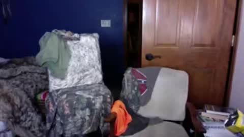 Snapshot of spun_redneck chatting on January 2026 11:19:01 PM Spun Redneck online show from January 2026 11:19:01 PM