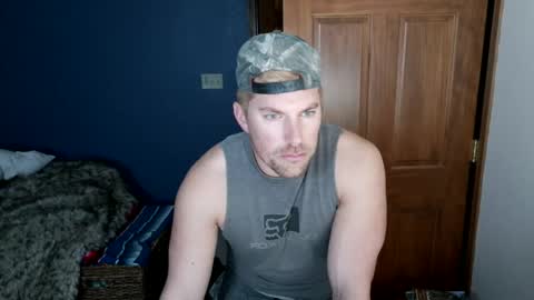 Snapshot of spun_redneck chatting on February 2026 10:33:02 AM Spun Redneck online show from February 2026 10:33:02 AM