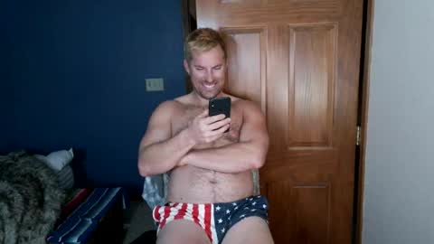 Snapshot of spun_redneck chatting on February 2026 11:47:02 PM Spun Redneck online show from February 2026 11:47:02 PM