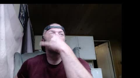 Snapshot of squegly chatting on May 2026 07:25:01 AM Bryan online show from May 2026 07:25:01 AM