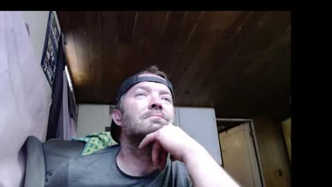 Snapshot of squegly chatting on May 2026 07:31:01 PM Bryan online show from May 2026 07:31:01 PM