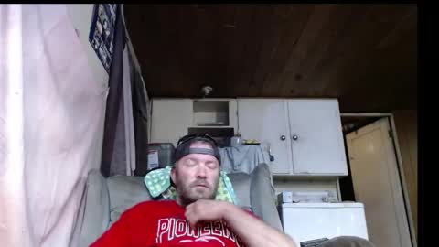 Snapshot of squegly chatting on May 2026 10:34:01 AM Bryan online show from May 2026 10:34:01 AM