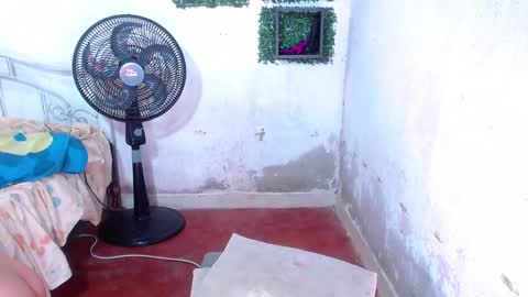 Snapshot of squirt_dirty_anal chatting on January 2025 12:41:01 AM valeria online show from January 2025 12:41:01 AM