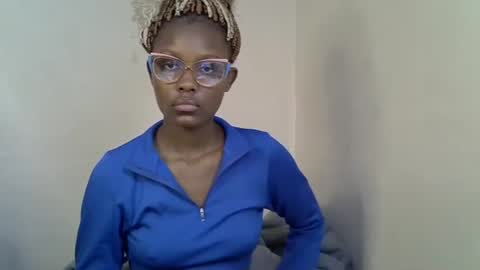 Snapshot of squirt_godes chatting on October 2025 08:21:02 PM Tashy online show from October 2025 08:21:02 PM