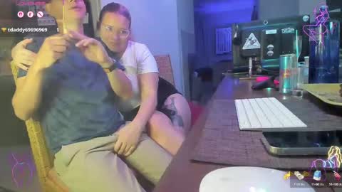 Snapshot of squirt_vip_room chatting on September 2025 04:40:02 AM Roxy Day Mossimo Knight online show from September 2025 04:40:02 AM